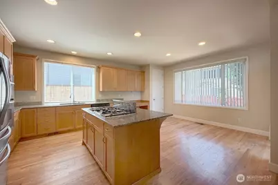 913 273rd Place SE, Sammamish, WA 98075 - Photo 17