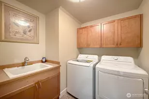913 273rd Pl SE, Sammamish, WA 98075 - Photo 35