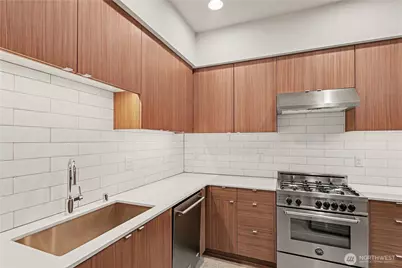 3810 California Avenue SW #B, Seattle, WA 98116 - Photo 9