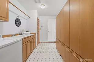 19611 Northeast 129th Way, Woodinville, WA 98077 - Photo 19