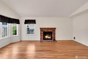1010 SW 348th Pl, Federal Way, WA 98023 - Photo 5