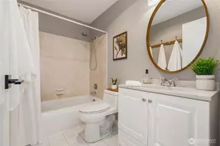215 N 120th St, Seattle, WA 98133 - Photo 19