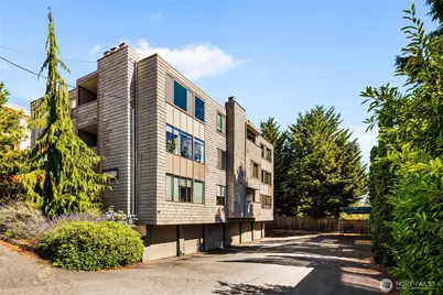 215 N 120th Street #301, Seattle, WA 98133 - Photo 27