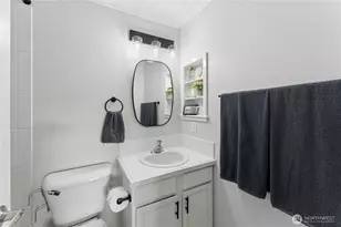 1132 N 198th St, Shoreline, WA 98133 - Photo 15