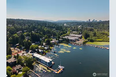 4545 Lake Washington Blvd NE, Kirkland, WA 98033 - Photo 15