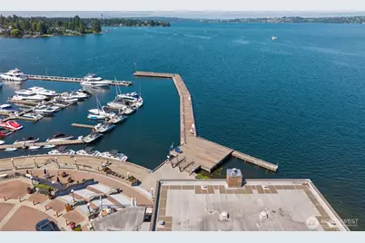 4545 Lake Washington Blvd NE, Kirkland, WA 98033 - Photo 17