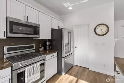 16118 35th Drive SE, Bothell, WA 98012 - Photo 13