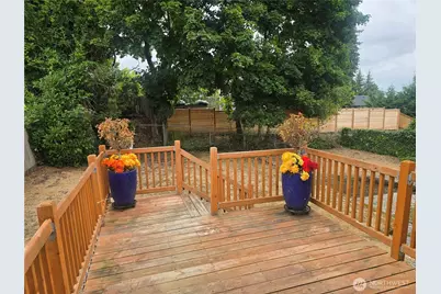 1724 N Narrows Drive, Tacoma, WA 98406 - Photo 13