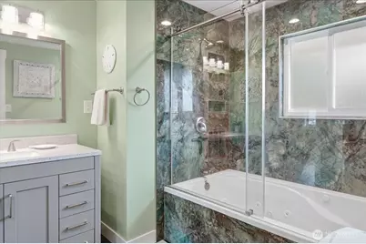 1724 N Narrows Drive, Tacoma, WA 98406 - Photo 15
