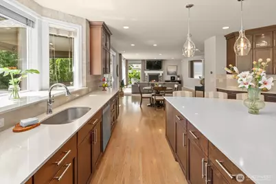 21355 NE 2nd Court, Sammamish, WA 98074 - Photo 11