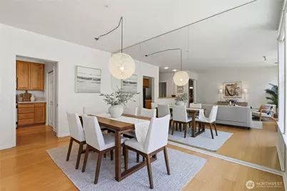 10045 NE 1st Street #327, Bellevue, WA 98004 - Photo 11