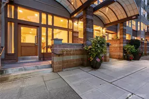 10045 NE 1st St, Bellevue, WA 98004 - Photo 3