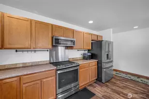 11707 22nd St SE, Lake Stevens, WA 98258 - Photo 13