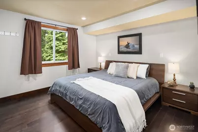 21422 SE 37th Street, Sammamish, WA 98075 - Photo 17