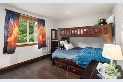 21422 SE 37th Street, Sammamish, WA 98075 - Photo 19