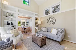 317 N 160th Place, Shoreline, WA 98133 - Photo 5