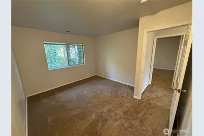 16518 NE 85th Street, Redmond, WA 98052 - Photo 15