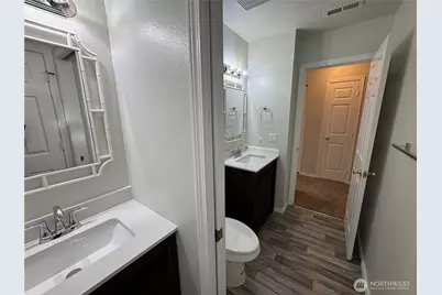 16518 NE 85th Street, Redmond, WA 98052 - Photo 17