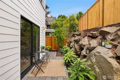 3638 Greenwood Avenue N #B, Seattle, WA 98103 - Photo 9