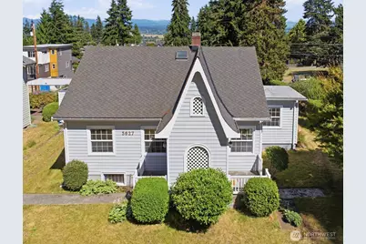 5627 Colby Avenue, Everett, WA 98203 - Photo 1