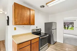 4849 48th Ave SW, Seattle, WA 98116 - Photo 9