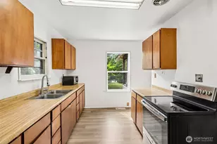 4849 48th Ave SW, Seattle, WA 98116 - Photo 7