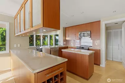 3016 N Narrows Drive #418, Tacoma, WA 98407 - Photo 13