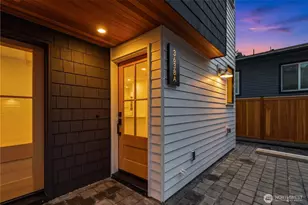 3638 Greenwood Ave N, Seattle, WA 98103 - Photo 3