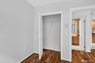 2721 1st Ave, Seattle, WA 98121 - Photo 15