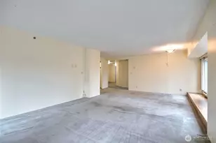 121 Vine St, Seattle, WA 98121 - Photo 9