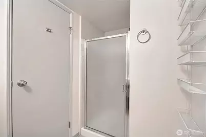 121 Vine Street #505, Seattle, WA 98121 - Photo 15