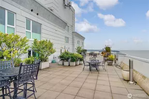 121 Vine St, Seattle, WA 98121 - Photo 23