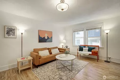 4725 15th Avenue NE #16, Seattle, WA 98105 - Photo 3