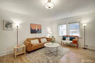 4725 15th Ave NE, Seattle, WA 98105 - Photo 3
