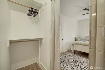 4725 15th Avenue NE #16, Seattle, WA 98105 - Photo 11