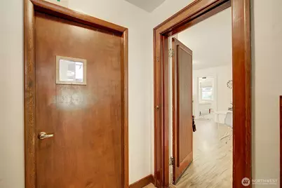 4725 15th Avenue NE #16, Seattle, WA 98105 - Photo 19
