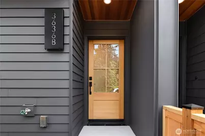 3636 Greenwood Avenue N #B, Seattle, WA 98103 - Photo 1