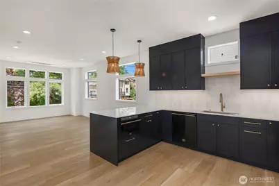 3636 Greenwood Avenue N #B, Seattle, WA 98103 - Photo 11