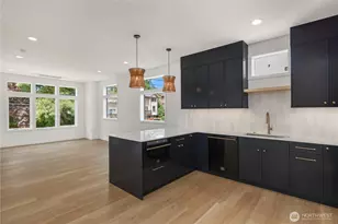 3636 Greenwood Ave N, Seattle, WA 98103 - Photo 11
