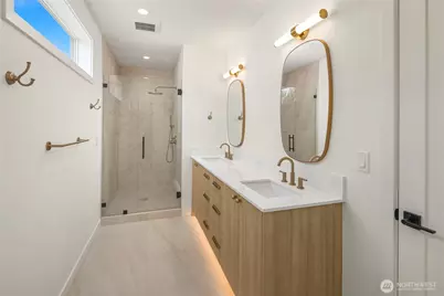 3636 Greenwood Avenue N #B, Seattle, WA 98103 - Photo 13