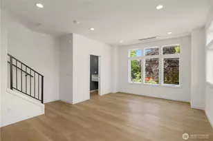 3636 Greenwood Ave N, Seattle, WA 98103 - Photo 15
