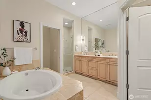 10398 NE 17th St, Bellevue, WA 98004 - Photo 13