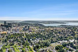 10398 NE 17th St, Bellevue, WA 98004 - Photo 15
