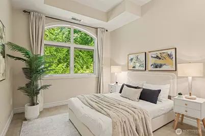 10398 NE 17 Street #204, Bellevue, WA 98004 - Photo 9