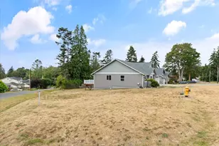 1254 Rickover Dr, Coupeville, WA 98239 - Photo 33