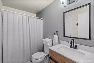 940 Hillandale Dr E, Port Orchard, WA 98366 - Photo 21