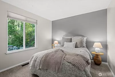 940 Hillandale Drive E, Port Orchard, WA 98366 - Photo 23