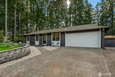 940 Hillandale Drive E, Port Orchard, WA 98366 - Photo 1