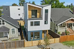 9240 Dayton Ave N, Seattle, WA 98103 - Photo 33