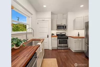 1132 NW 56th Street, Seattle, WA 98107 - Photo 13